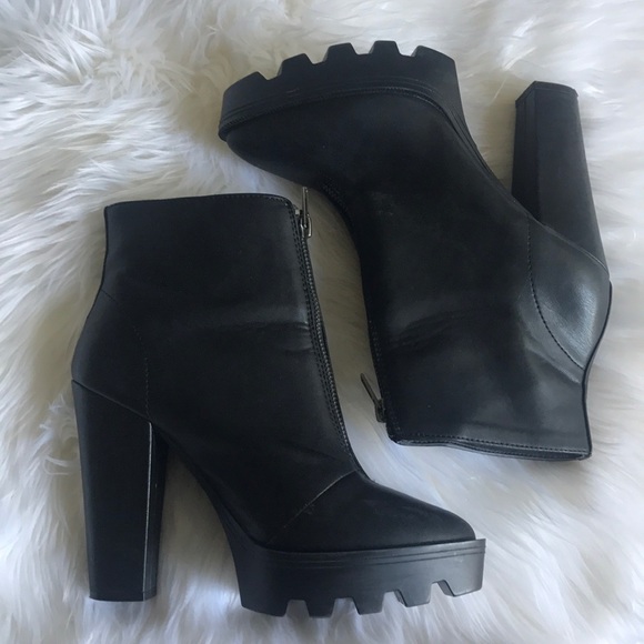 Mia Shoes - Platform Zip-Up Booties